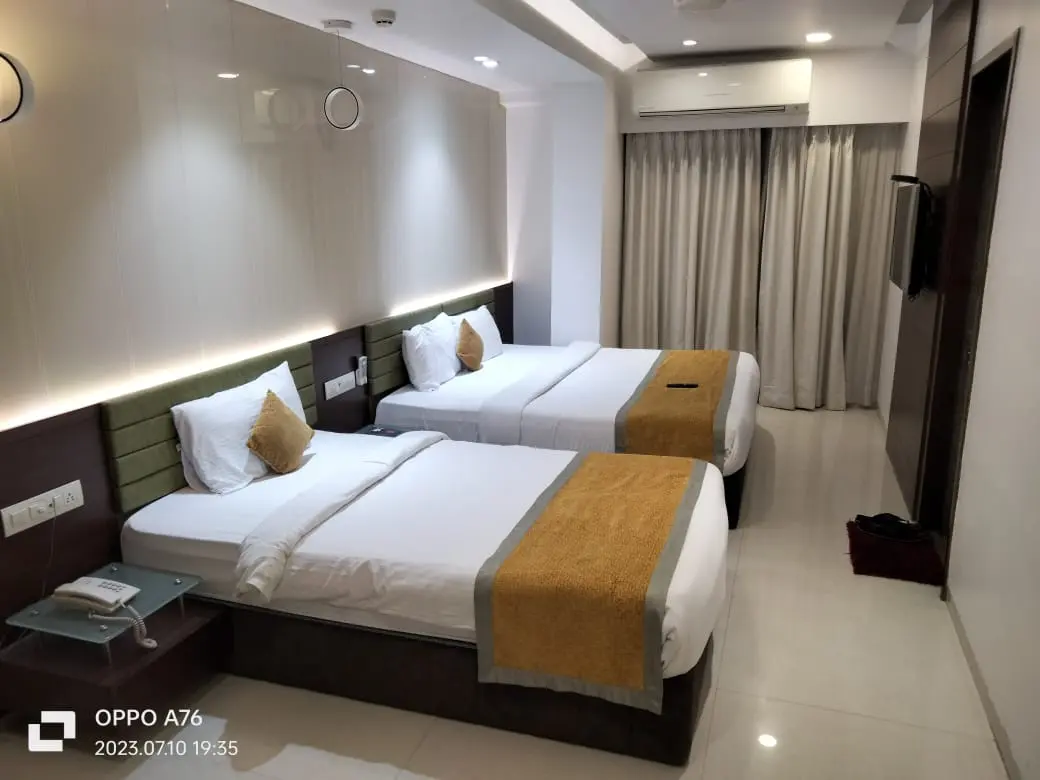 Premium Twin room view